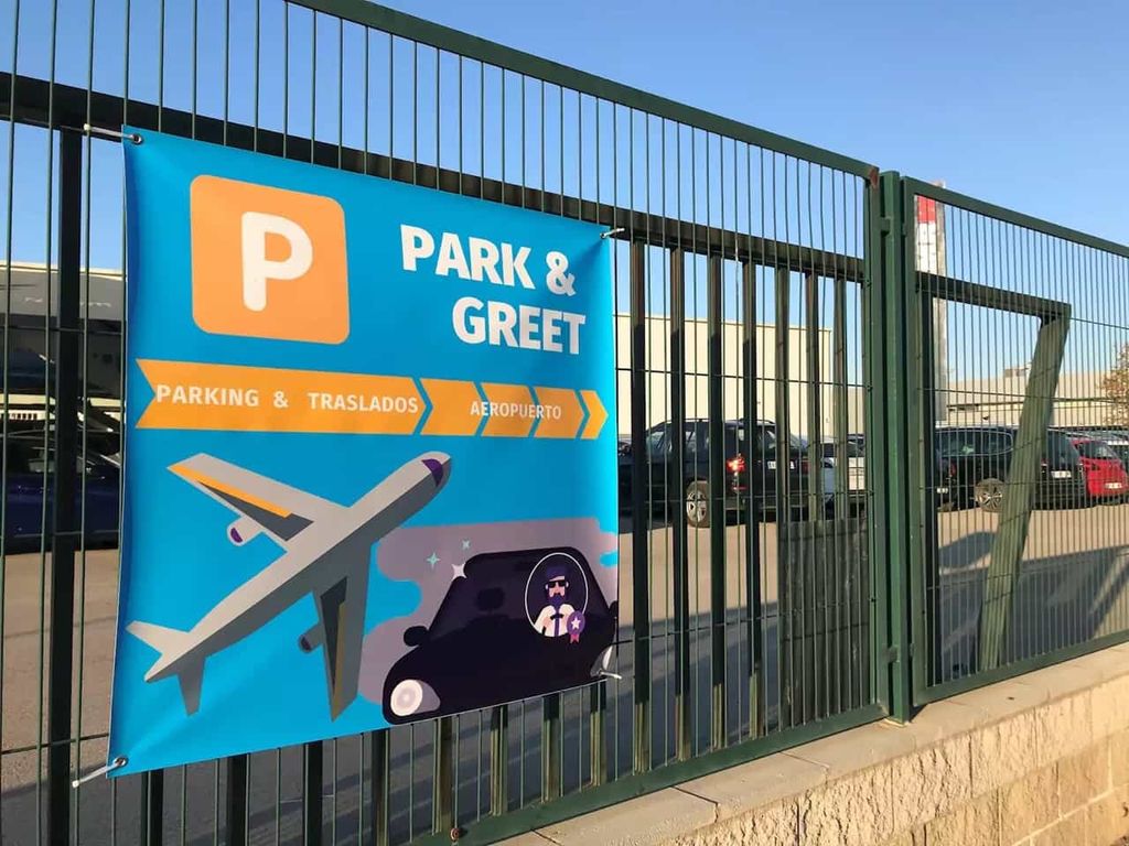 Parking Park and Greet – zdjęcie