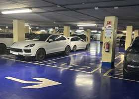 Zdjęcie parkingu Car and Fly Garage Valet - parking lotnisko Barcelona El Prat przy lotnisku